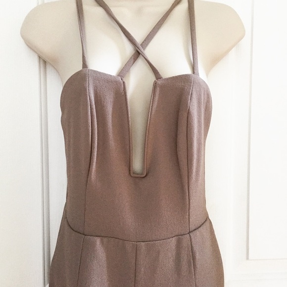 Crepe Solid Romper - Taupe - NWT - Picture 3 of 5